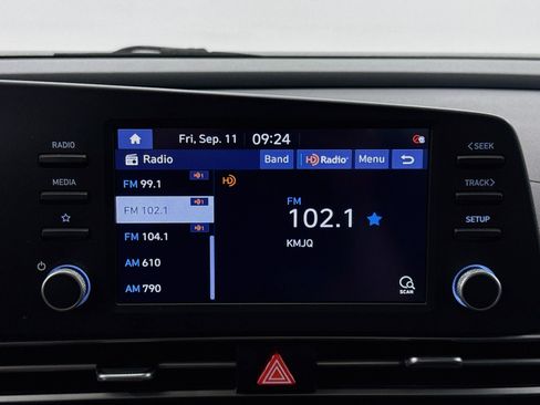 Used 2021 Hyundai Elantra SEL FWD image 21