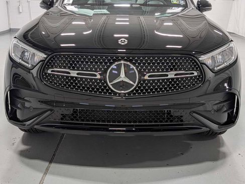Certified 2026 Mercedes-Benz GLC 300 GLC 300 image 2
