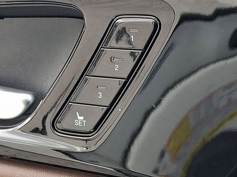 Certified 2022 Acura MDX SH-AWD w/ Technology Package image 30