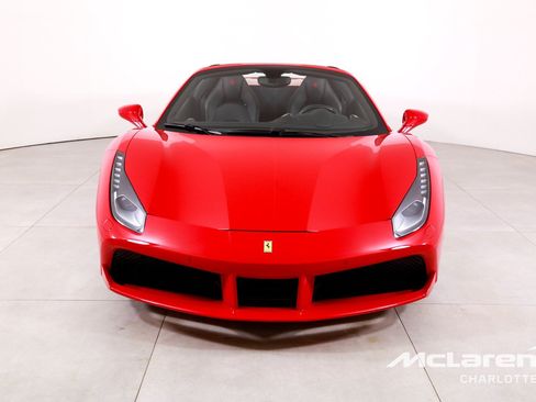 Used 2019 Ferrari 488 Spider RWD image 5