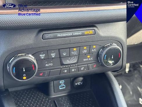 Certified 2022 Ford Bronco Sport Outer Banks AWD/4WD image 27