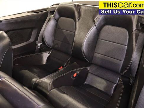 Used 2017 Ford Mustang GT Premium RWD image 27
