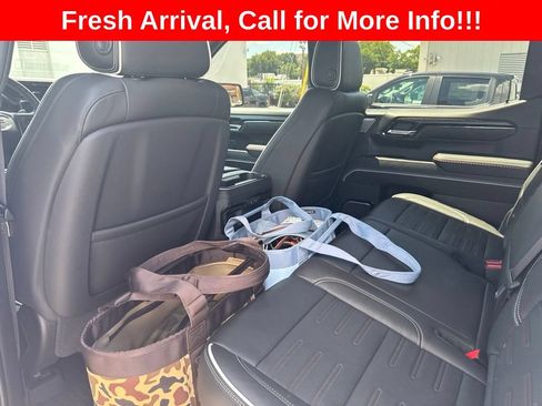 Used 2023 GMC Sierra 1500 AT4X w/ AT4X AEV Edition AWD/4WD image 10