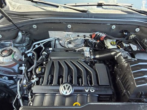 Used 2021 Volkswagen Atlas SEL FWD image 13