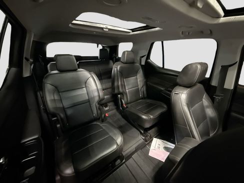 Used 2020 Chevrolet Traverse LT w/ LT Premium Package image 29