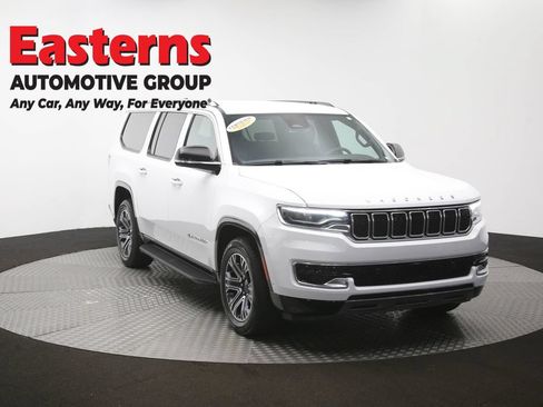 Used 2024 Jeep Wagoneer L Series II RWD image 54