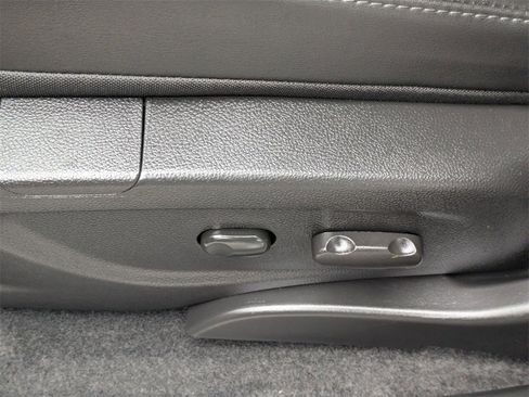 Used 2022 Buick Encore Preferred w/ Safety Package image 20