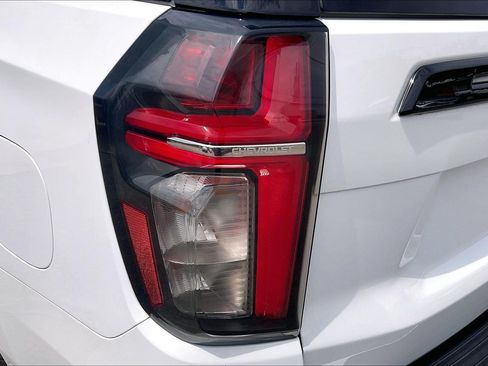 Used 2024 Chevrolet Tahoe LS AWD/4WD image 33