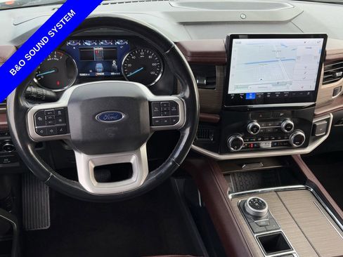 Used 2023 Ford Expedition Limited image 14