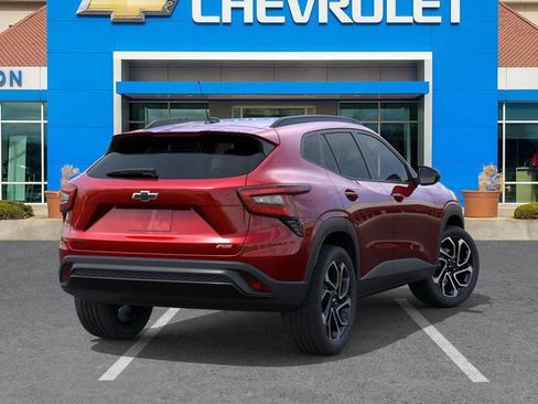 New 2026 Chevrolet Trax RS w/ Sunroof Package image 4