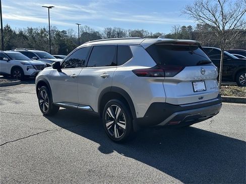 Certified 2023 Nissan Rogue SL w/ SL Premium Package image 6