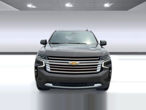 Used 2021 Chevrolet Tahoe High Country w/ Premium Package RWD image 5
