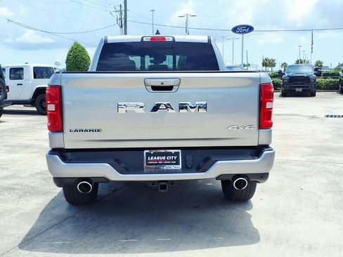 Used 2025 RAM 1500 Laramie w/ Sport Appearance Package AWD/4WD image 6