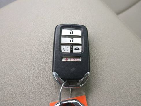 Used 2019 Honda Accord EX-L image 35