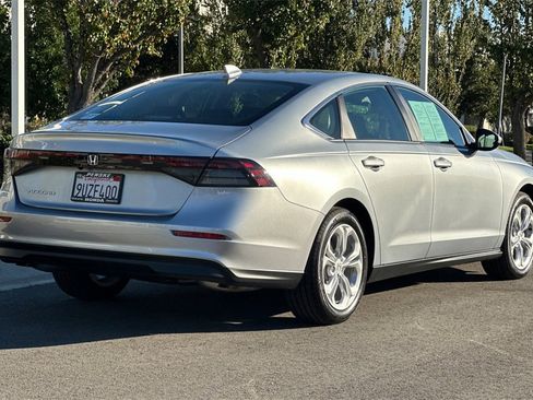Certified 2025 Honda Accord LX image 4