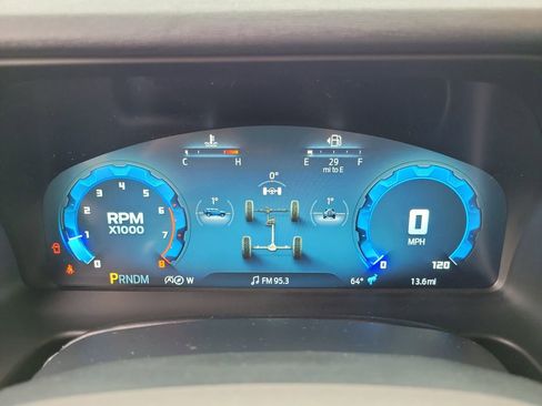 New 2025 Ford Bronco Outer Banks w/ Sasquatch Package image 25