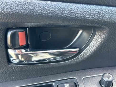 Used 2016 Subaru WRX STI image 33