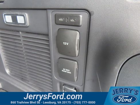 Used 2025 Ford Expedition Tremor AWD/4WD image 41