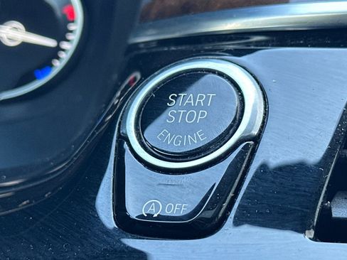 Used 2018 BMW 530i image 28