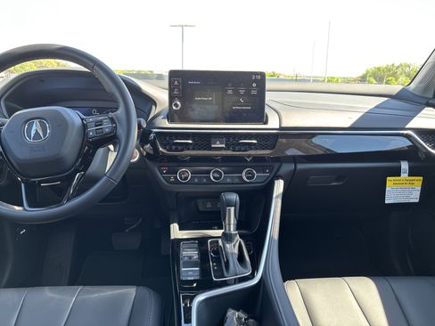 Used 2025 Acura ADX FWD image 28