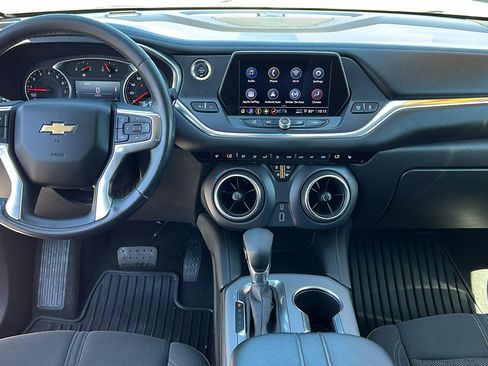 Certified 2021 Chevrolet Blazer LT AWD/4WD image 15