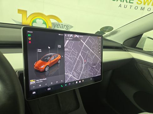 Used 2024 Tesla Model Y 2WD image 20