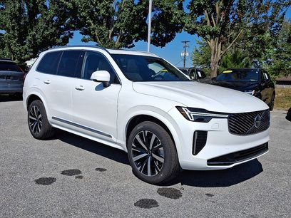 New 2026 Volvo XC90 B5 Core w/ Protection Package Premier