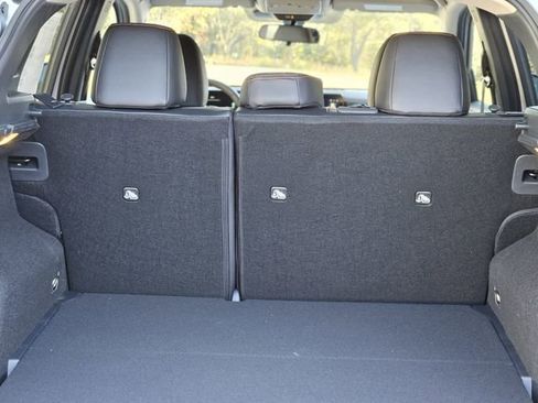 New 2026 Nissan Kicks SR w/ Cold Weather Package image 28