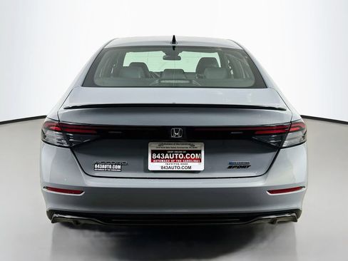 Used 2024 Honda Accord Sport image 6
