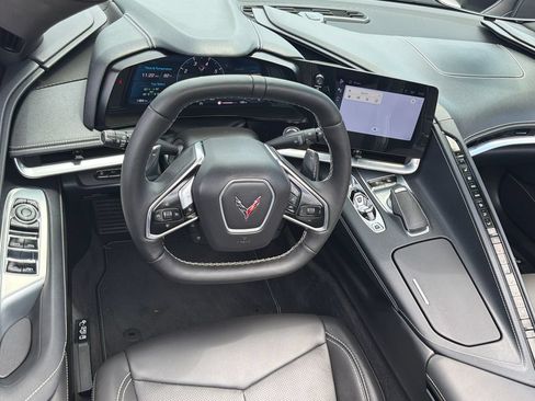 Used 2024 Chevrolet Corvette Stingray Preferred Conv w/ Z51 Performance Package RWD image 2