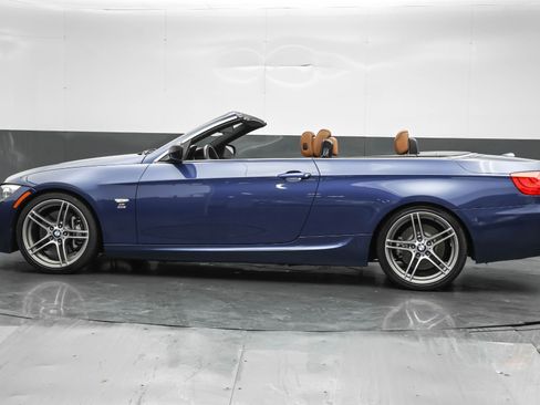 Used 2012 BMW 335is Convertible image 3