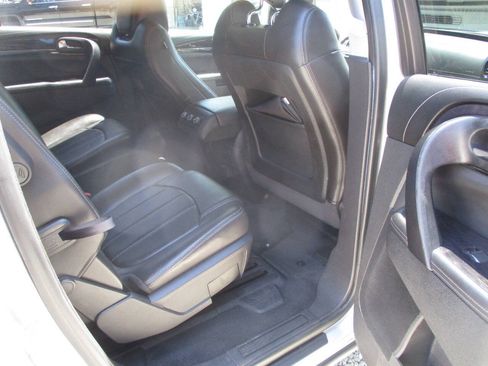Used 2016 Buick Enclave Leather AWD/4WD image 10