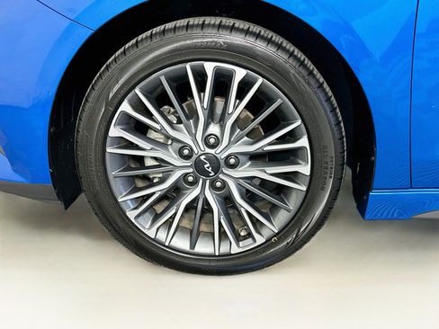 Used 2023 Kia Forte GT-Line FWD image 11