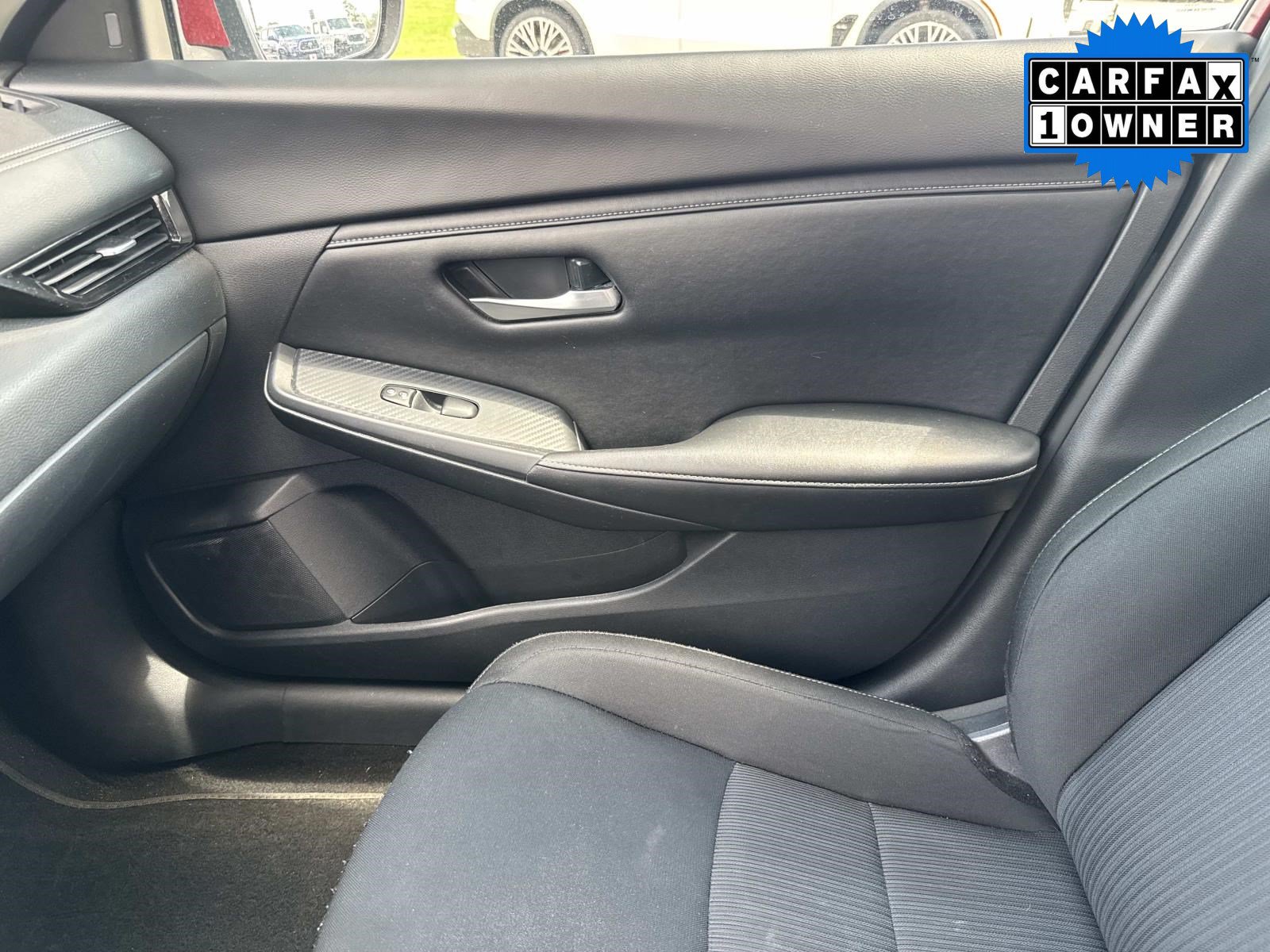 Used 2025 Nissan Sentra SV FWD image 23