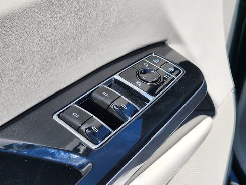 New 2026 Cadillac Escalade Platinum Sport AWD/4WD image 17