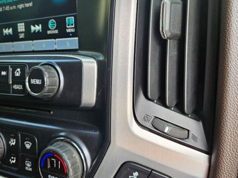 Used 2017 GMC Sierra 3500 SLT w/ Duramax Plus Package image 37