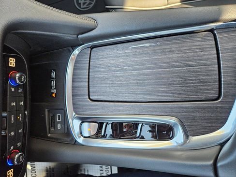 Used 2024 Buick Enclave Avenir w/ Avenir Technology Package image 13