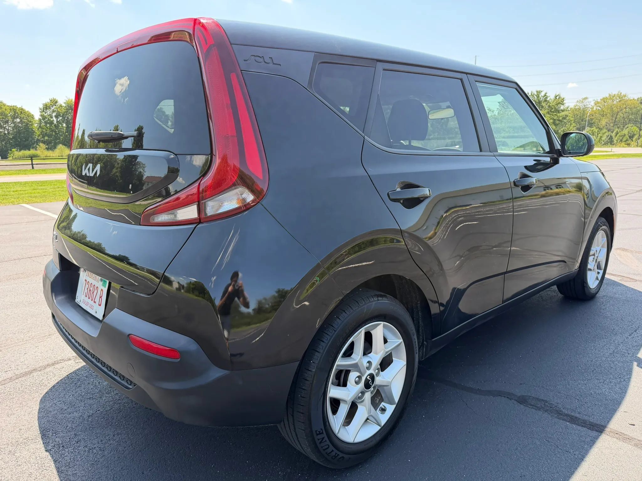 Used 2022 Kia Soul LX w/ Technology Package FWD image 4