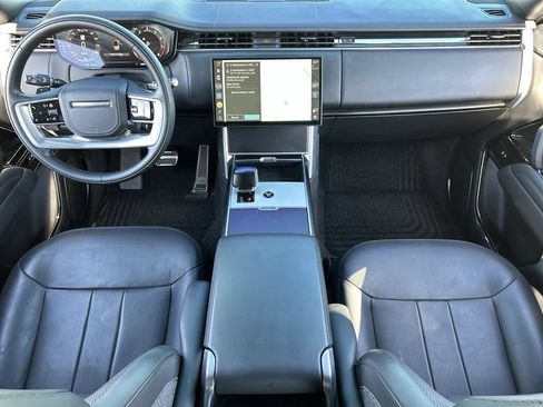 Used 2024 Land Rover Range Rover SV AWD/4WD image 21
