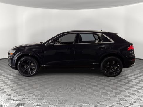 Used 2019 Audi Q8 Premium w/ Convenience Package AWD/4WD image 2