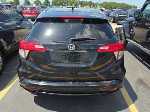 Used 2021 Honda HR-V Sport image 8