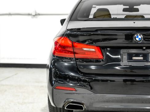 Used 2017 BMW 540i RWD image 51