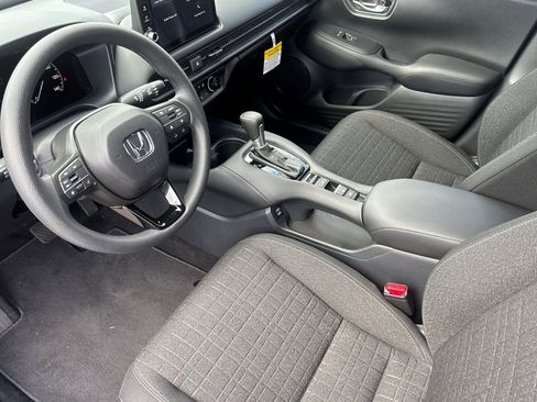 Certified 2026 Honda HR-V LX image 9
