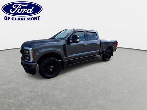 Used 2024 Ford F350 Lariat w/ Lariat Ultimate Package AWD/4WD image 4