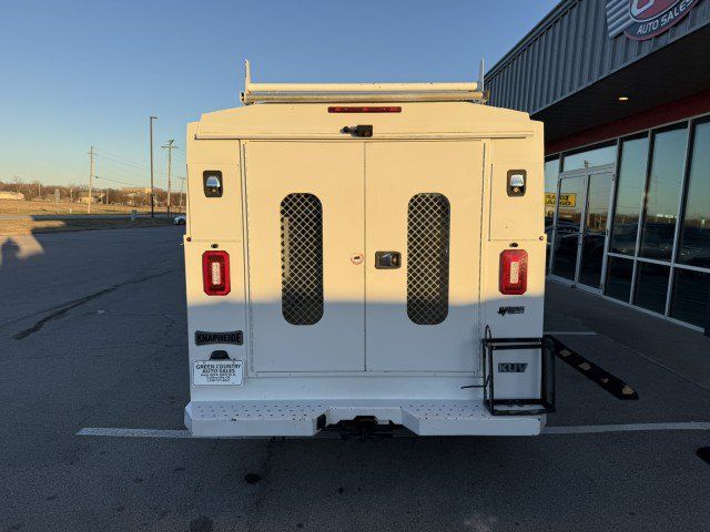 Used 2018 Ford Transit 350 138 w/ Exterior Upgrade Package RWD image 11