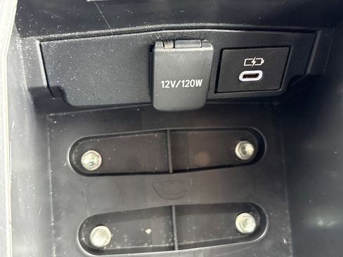 Used 2024 Toyota Corolla LE FWD image 27