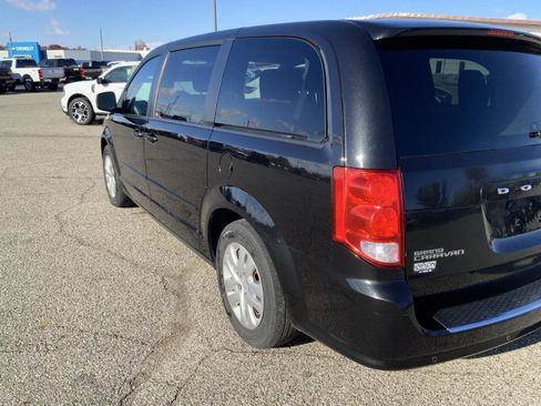 Used 2017 Dodge Grand Caravan SE w/ Power Window Group image 15