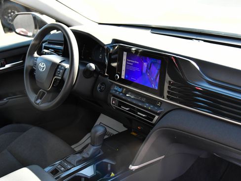 Used 2025 Toyota Camry LE FWD image 45