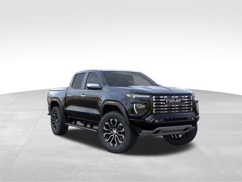 New 2026 GMC Canyon Denali w/ LPO, Black Badging Package AWD/4WD image 1