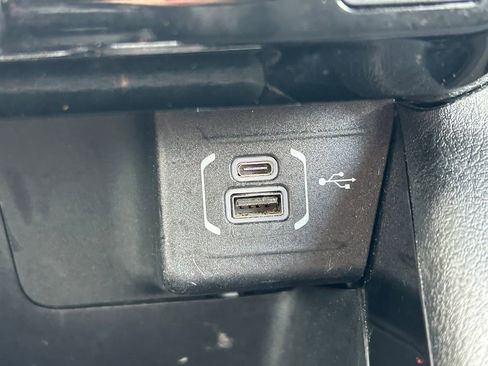 Used 2025 Jeep Compass Trailhawk image 32